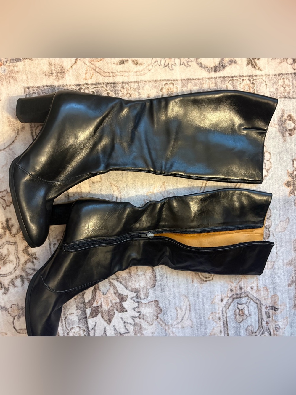 Vintage Amalfi Rangoni Classic Black Knee-High Women's Leather Boots